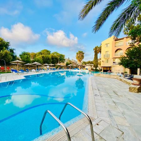 Paphos Basillica 3 Bedrooms Apartment מראה חיצוני תמונה