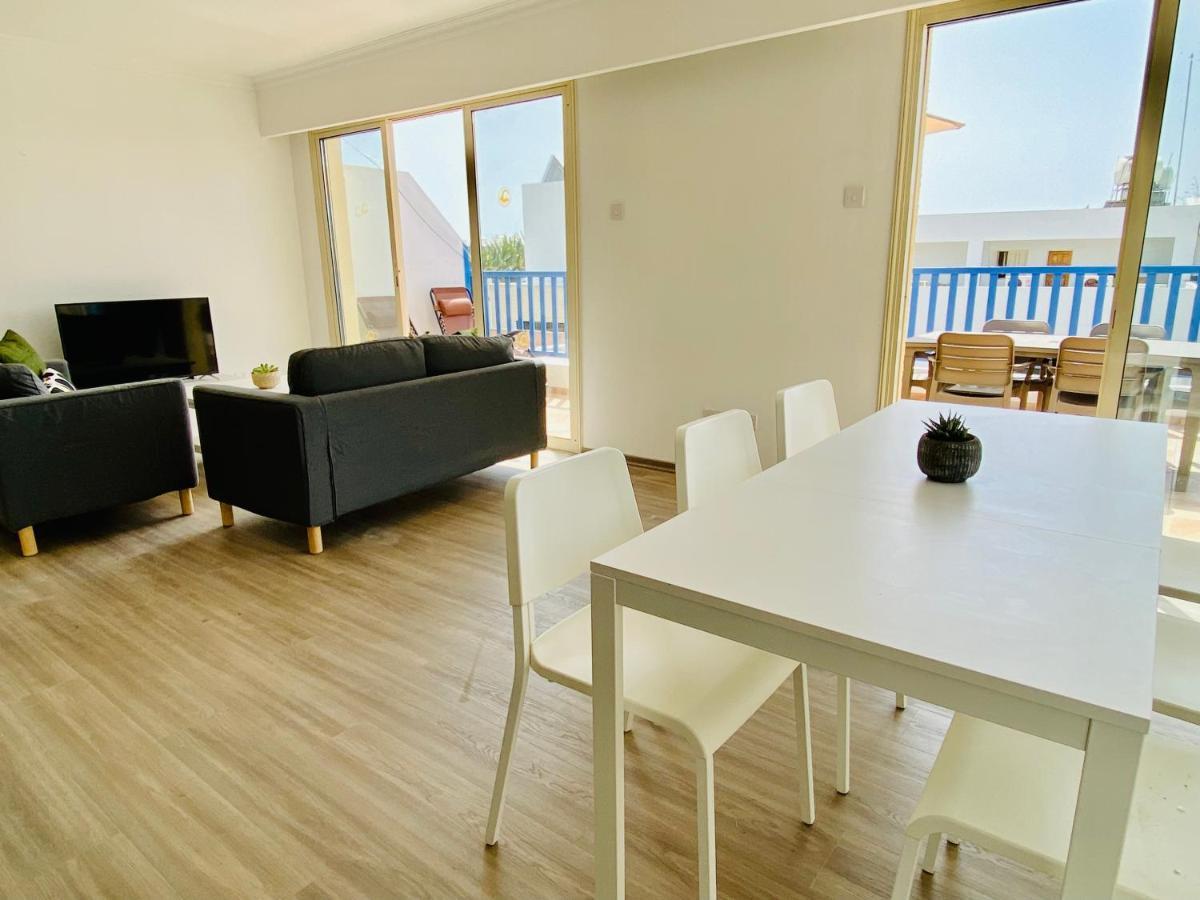 Paphos Basillica 3 Bedrooms Apartment מראה חיצוני תמונה