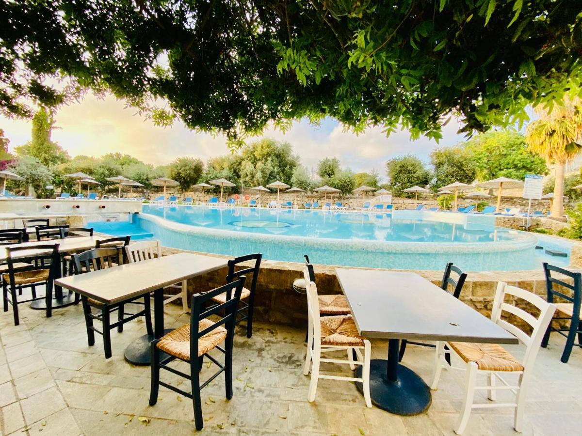 Paphos Basillica 3 Bedrooms Apartment מראה חיצוני תמונה